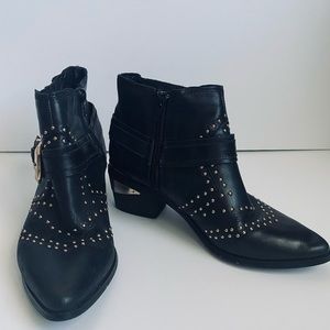 Aldo Bugiano Studded leather ankle booties